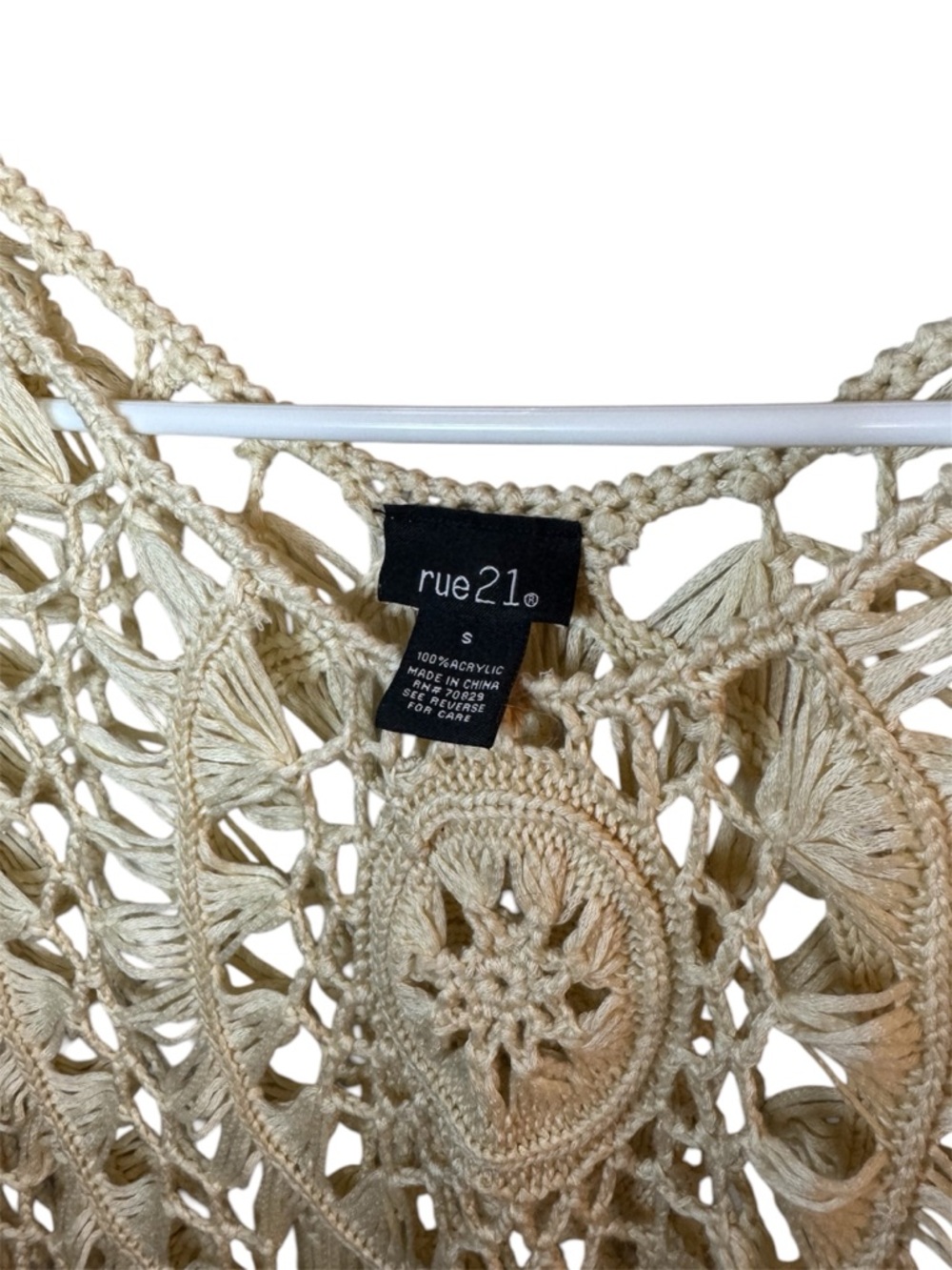 Rue 21 Crochet Top - Picture 7 of 7